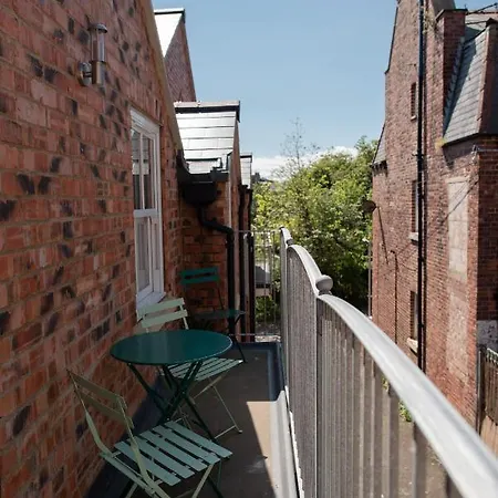 Appartement Arch View - 10 Mins From