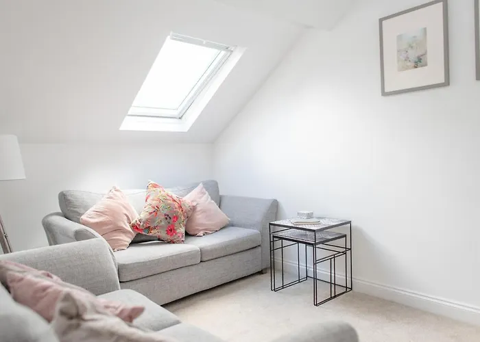 Arch View - 10 Mins From Lägenhet *