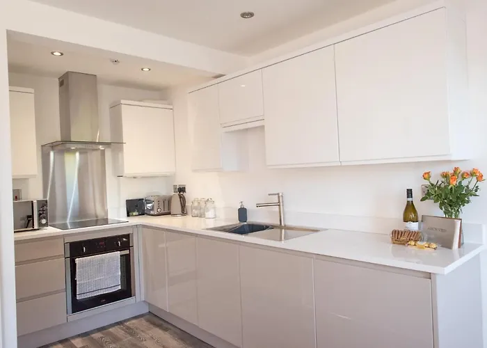 Arch View - 10 Mins From Whitby